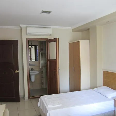 Ozgur Hotel